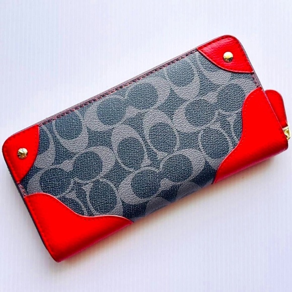 Coach Mickie Zip Around Wallet in Grey/Black Signature Print Coated Canvas - Picture 1 of 10